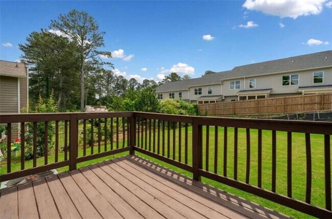 Building Photo - 893 Sandune Dr
