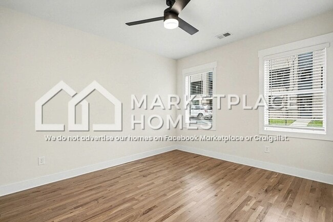 Building Photo - 976 Dozier Pl