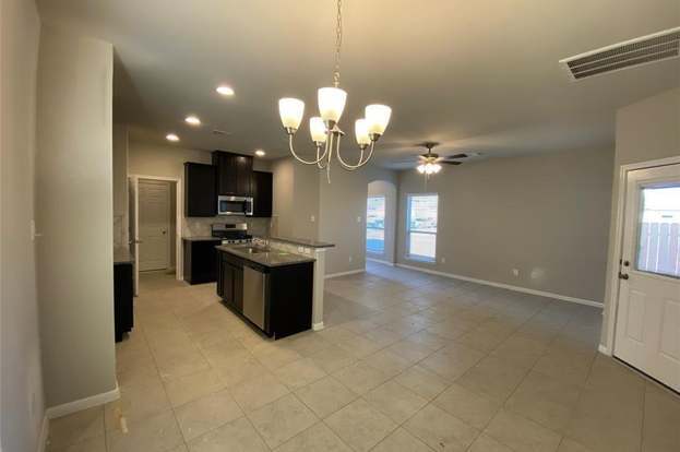 Building Photo - 14914 Cardiff Cliff Lane