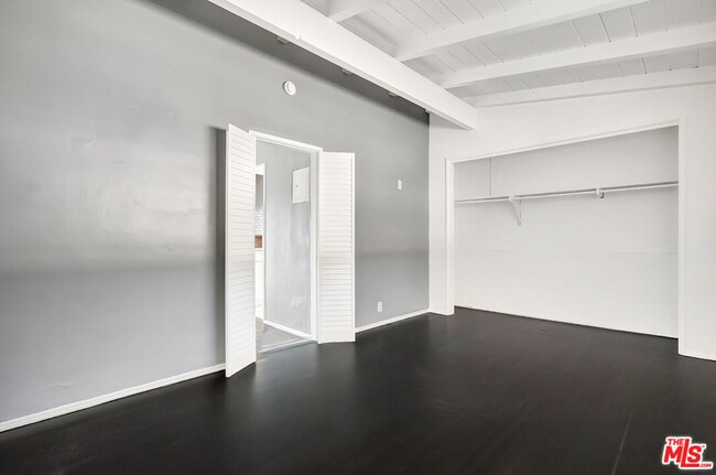 Building Photo - 25330 Malibu Rd