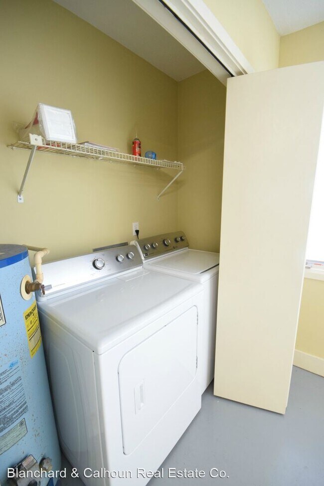 Building Photo - 2 br, 2 bath House - 3209 Summerchase Circle