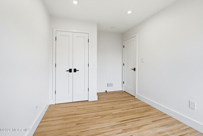Building Photo - 108 Neptune Ave