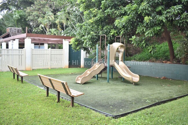 Building Photo - Pearl Two 1/1/1 (Pearlridge Area)