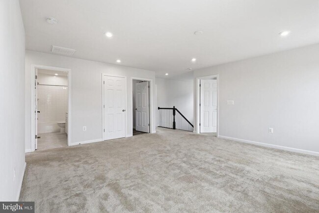 Building Photo - 10302 Spotswood Dr