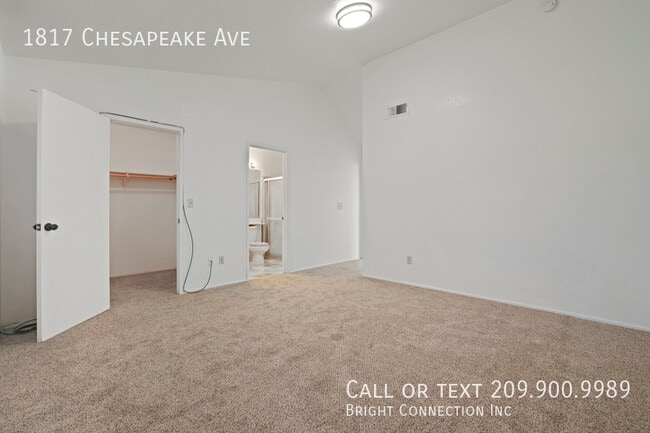 Building Photo - 1817 Chesapeake Ave