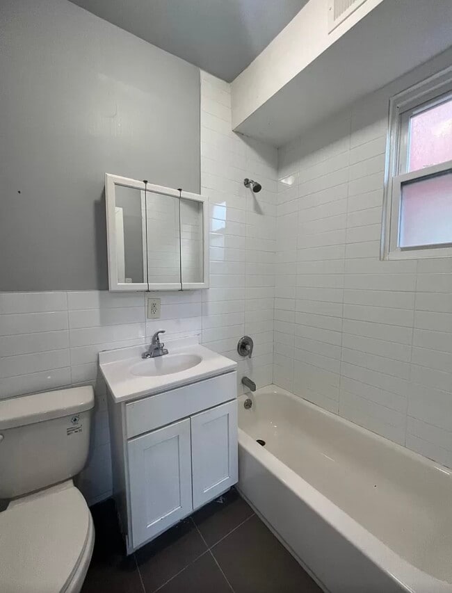 Unit 1R - 3 Underwood St