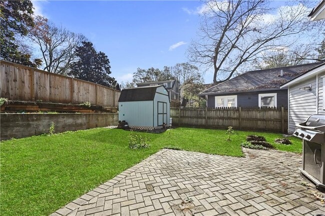 Building Photo - 470 Kelly St SE