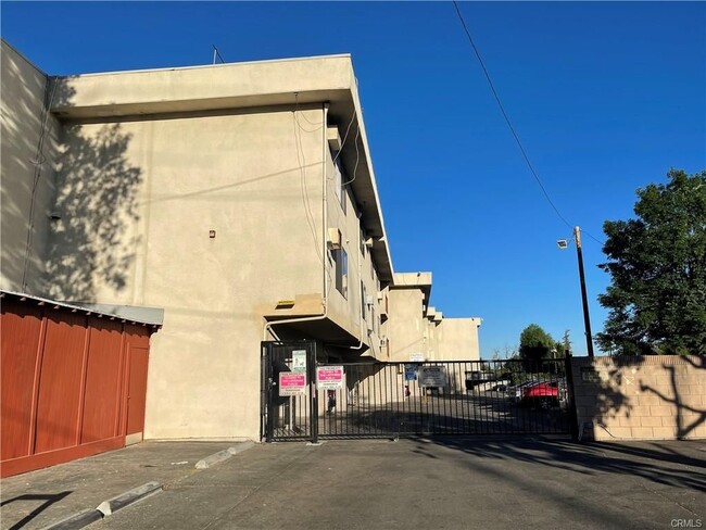 Building Photo - 20234 Cantara St