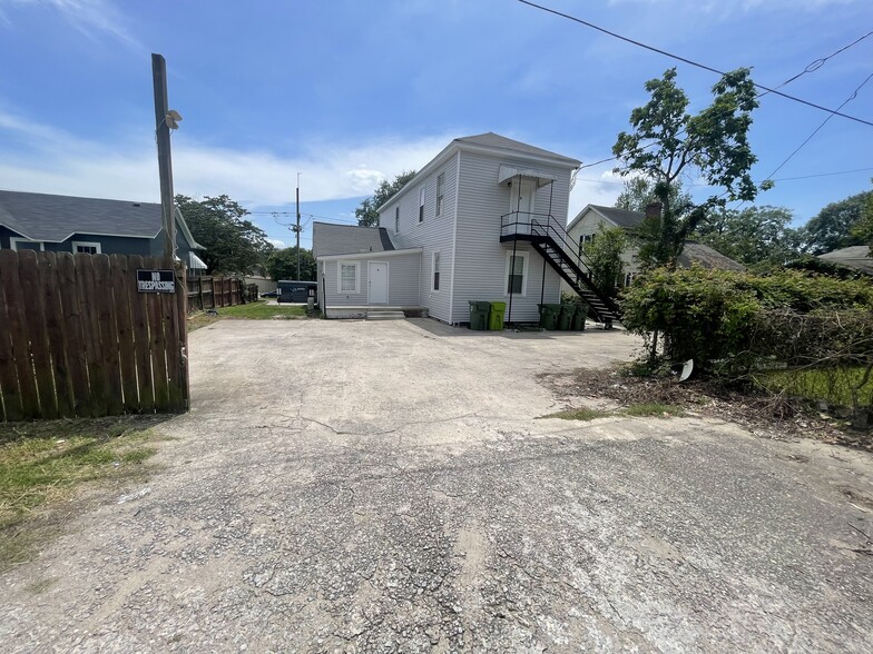 Building Photo - 1157 Olympia Ave