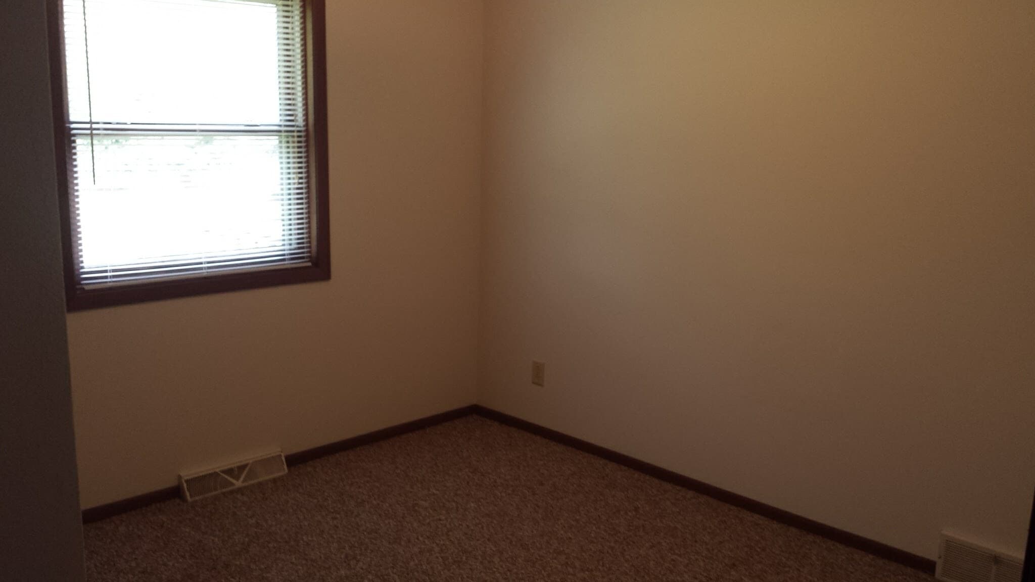 Bedroom - 731 Crawford Dr