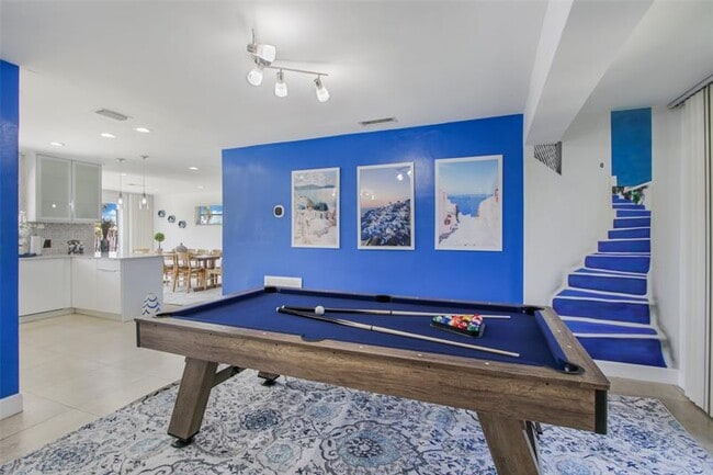 Building Photo - 20730 NE 23rd Ave