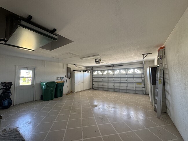 Building Photo - 137 Sportsman Rd