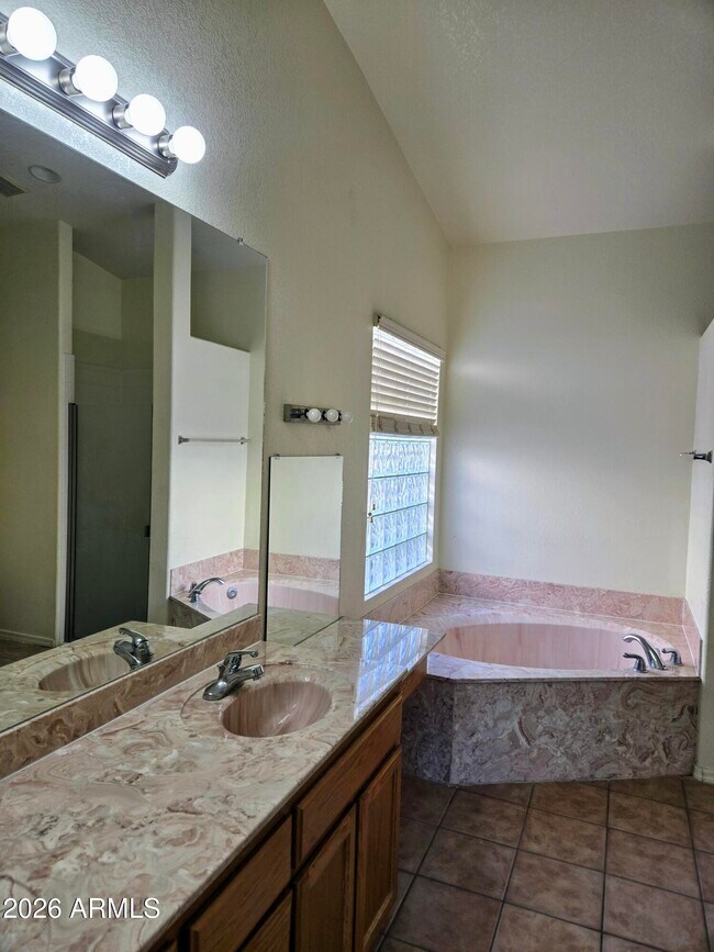 Building Photo - 3716 Barahona Dr