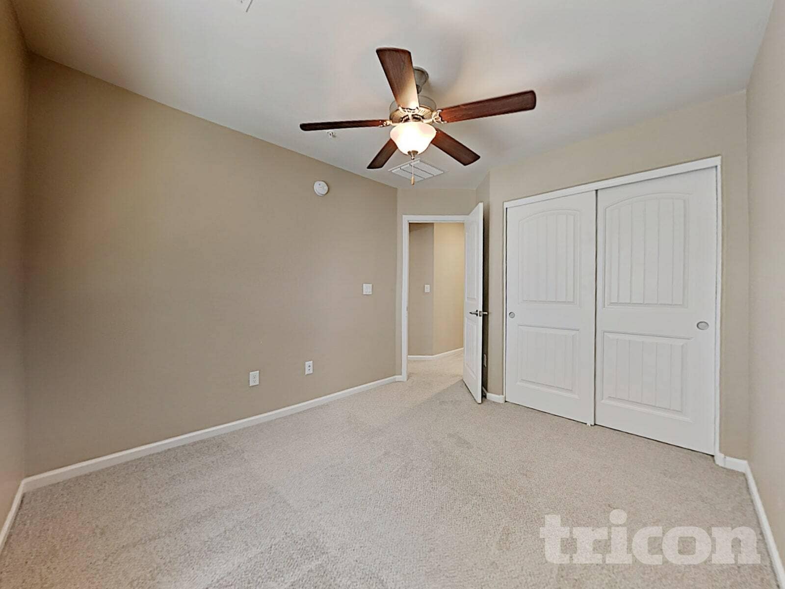 Building Photo - 12532 W Hummingbird Terrace