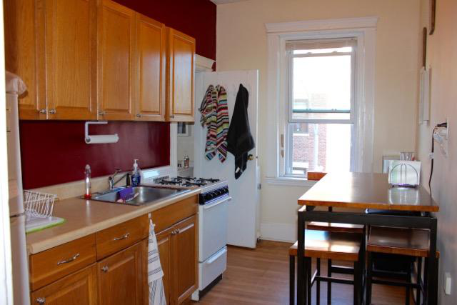 Building Photo - 447 Park Dr