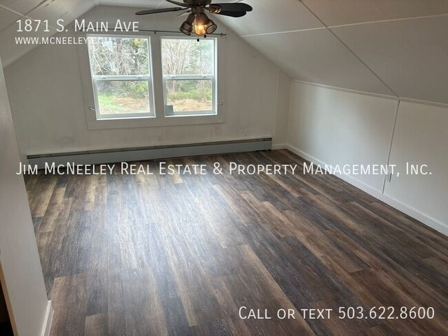 Building Photo - 1871 S Main Ave