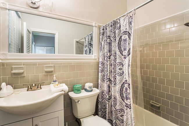 Building Photo - 545 E Congress St