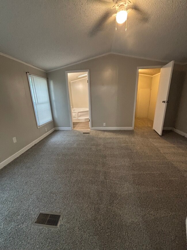 Building Photo - 8937 Briarwood Ave