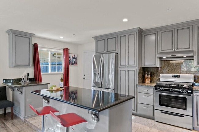 Building Photo - 24971 N Carmel Hills Dr