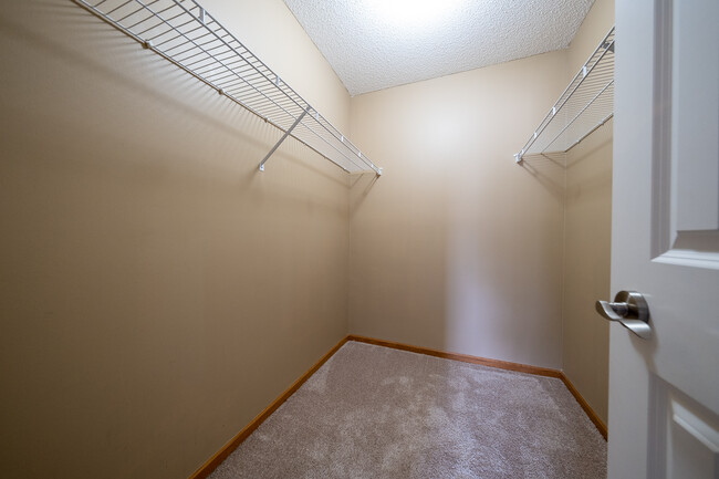 Building Photo - 9445 Marshall Rd