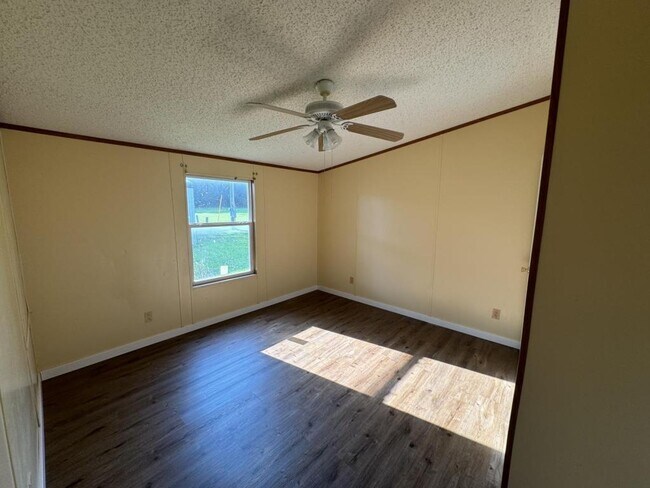 Building Photo - 13 NE 5th Rd Lot 10 Lamar, Mo 64759