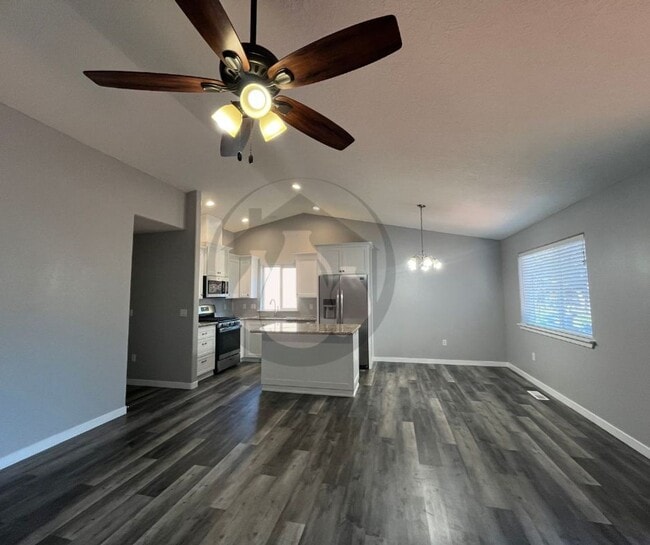 Building Photo - Single Level House- SE Salem