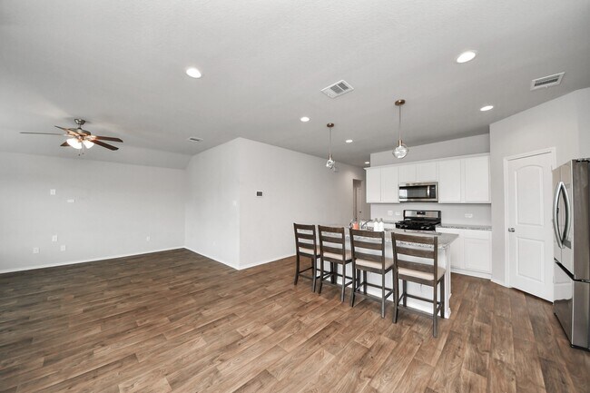 Building Photo - 22827 Ginosa Trail