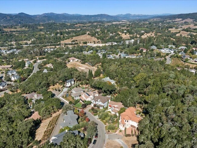 Building Photo - 265 Clear Ridge Dr