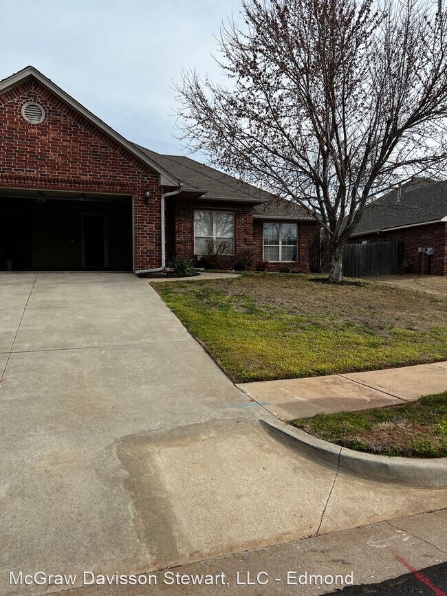 Building Photo - 3 br, 2 bath House - 1625 Savannah Lane
