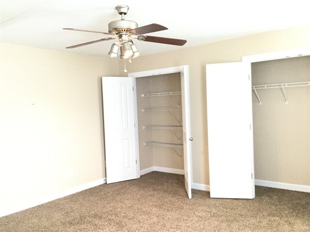 Building Photo - 456 Clearwater Dr