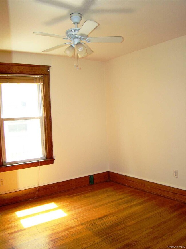 Building Photo - 2 Worrall Ave