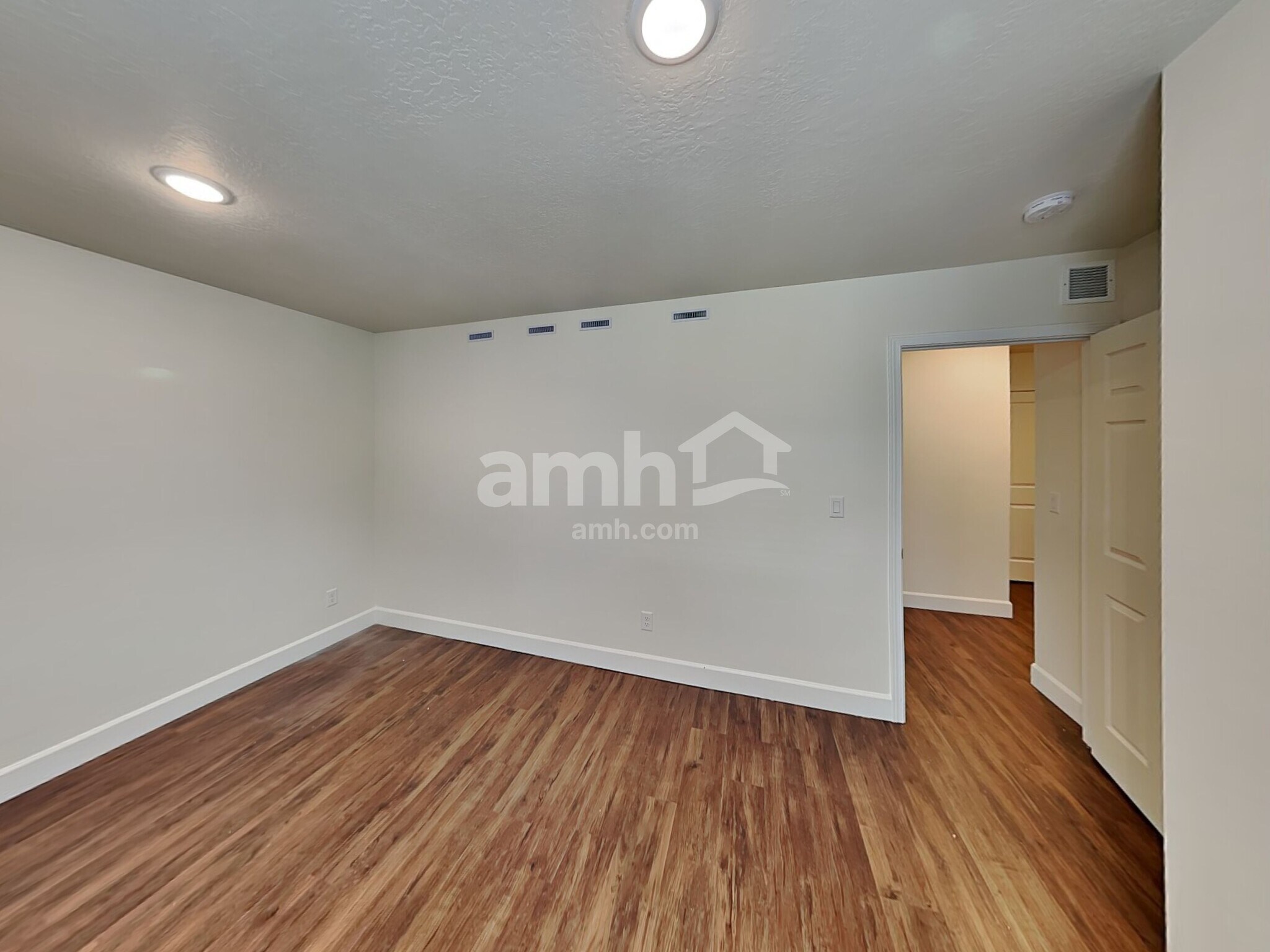 Building Photo - 6042 W Copper Hawk Dr