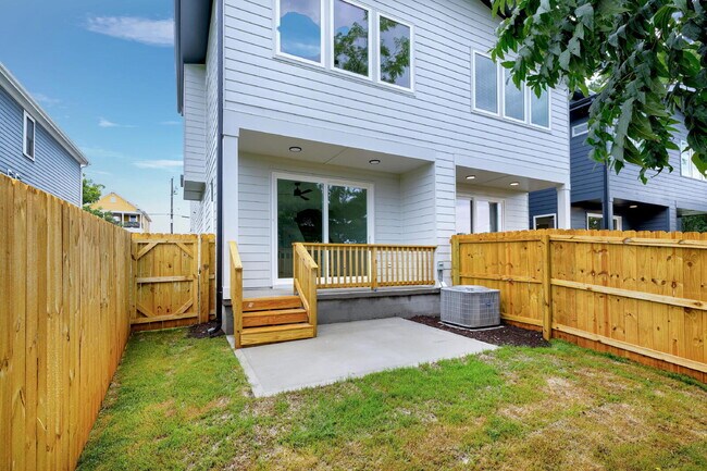 Building Photo - 1508 Boyer St