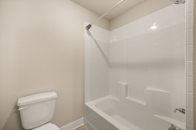 Building Photo - Gorgeous 4 bedroom with split layout!