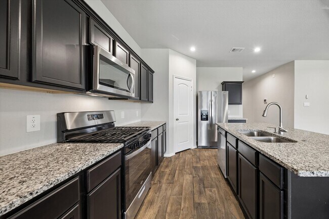 Building Photo - 40463 Gdn Hts Ln