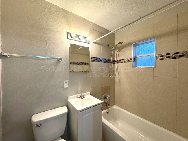 Building Photo - 430 S Parsons Ave