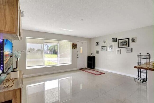 Building Photo - 6807 NW 29th St