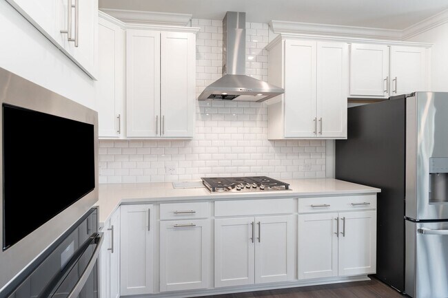 Building Photo - Newly Built 5 Bedroom Home in Knightdale!