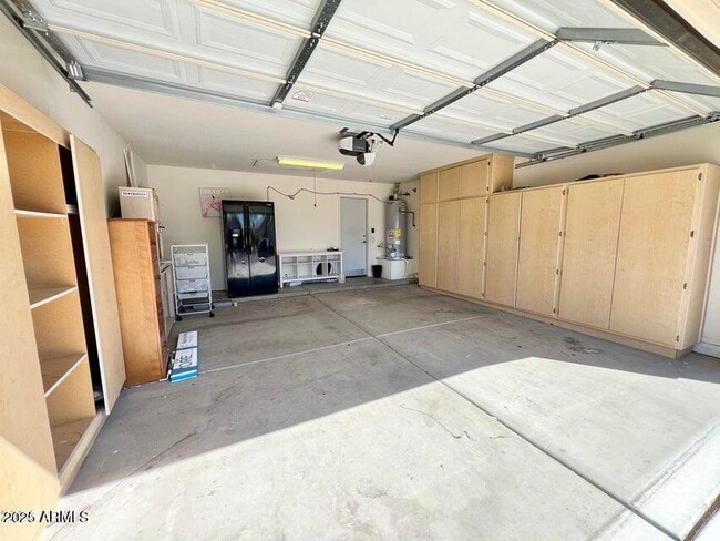 Building Photo - 3410 E Escuda Rd