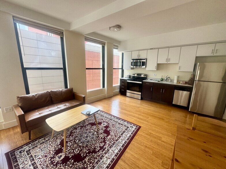 Building Photo - 12 Winter St