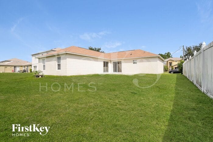Building Photo - 626 Elbridge Dr