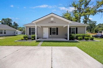 Building Photo - 2066 Central Ave