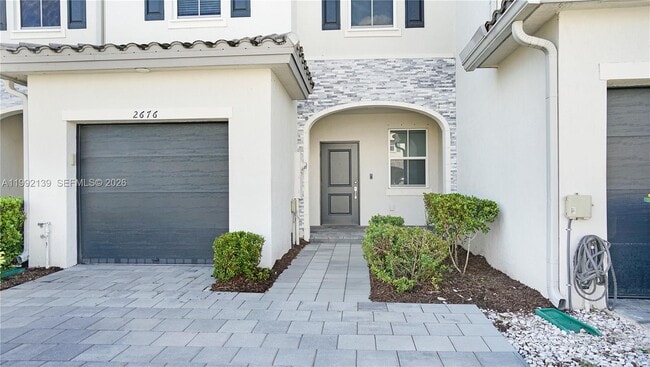 Building Photo - 2676 SE 12th St