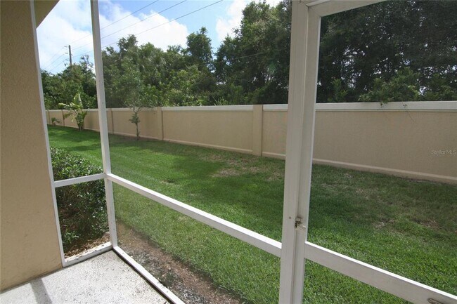 Building Photo - 3757 Parkridge Cir