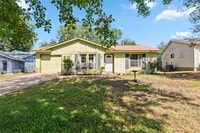 Building Photo - 722 Wales Way