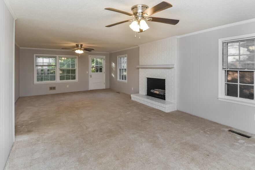 Building Photo - 1737 Chimney Swift Ln