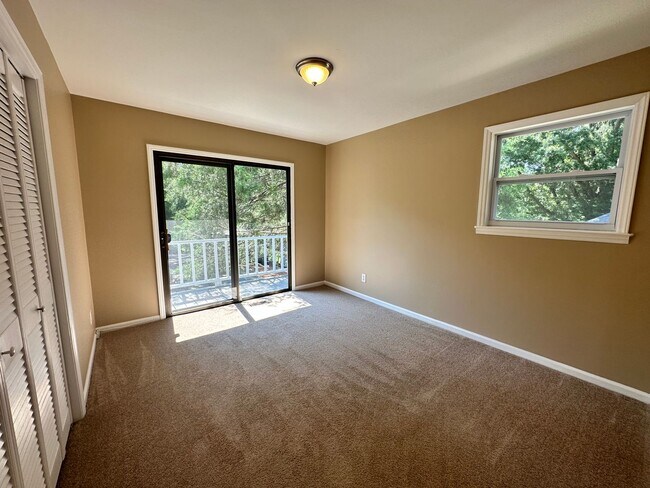 Building Photo - 16079 Molokai Dr