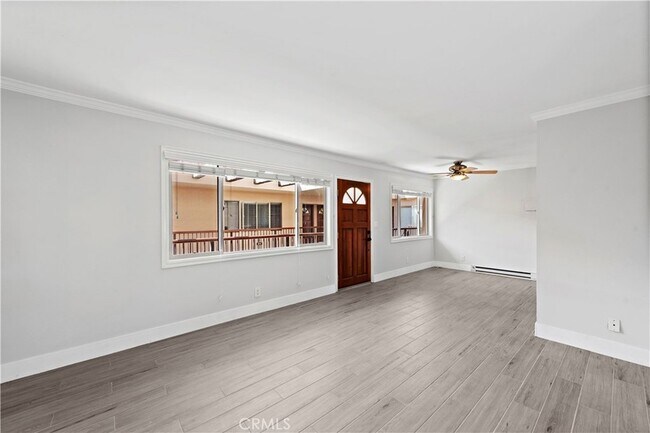 Building Photo - 2037 S Coast Hwy