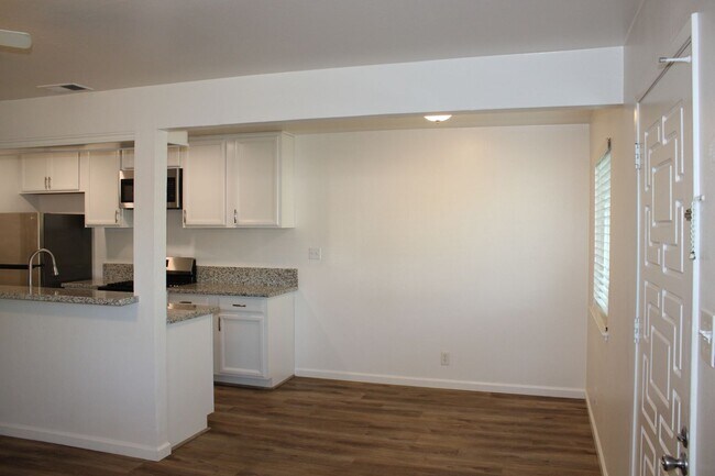 Building Photo - 233 Harding Blvd