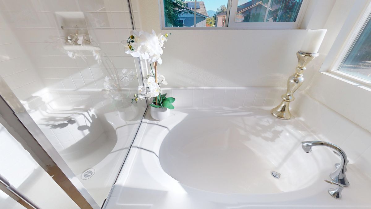 Building Photo - 28620 Vista Del Rio Dr